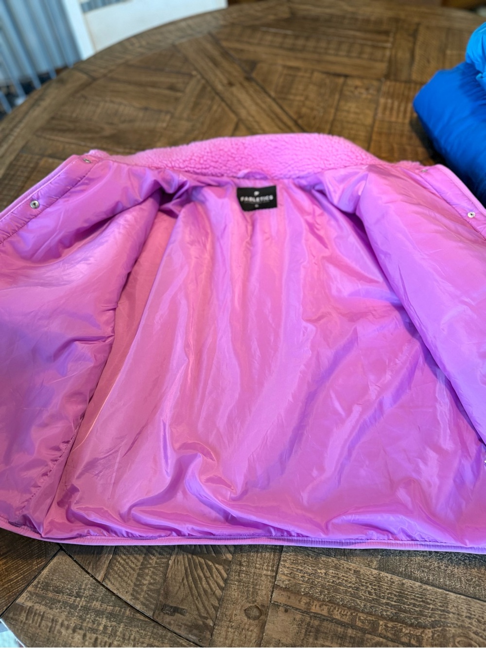 The Fabletics Tahoe Teddy Jacket ,Sz L/XL, like new ! - Picture 6 of 7
